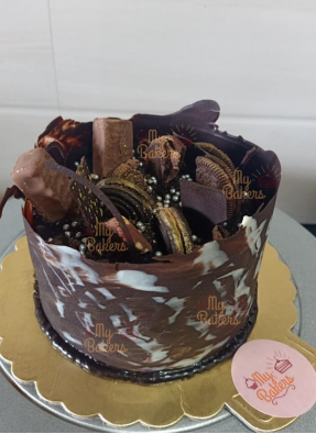 Chocolate Bucket Cake